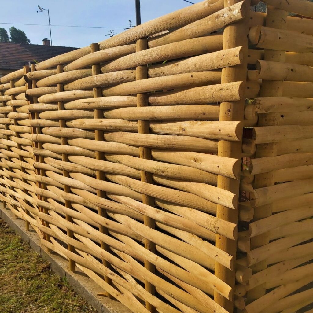 fa kerítés előnyei